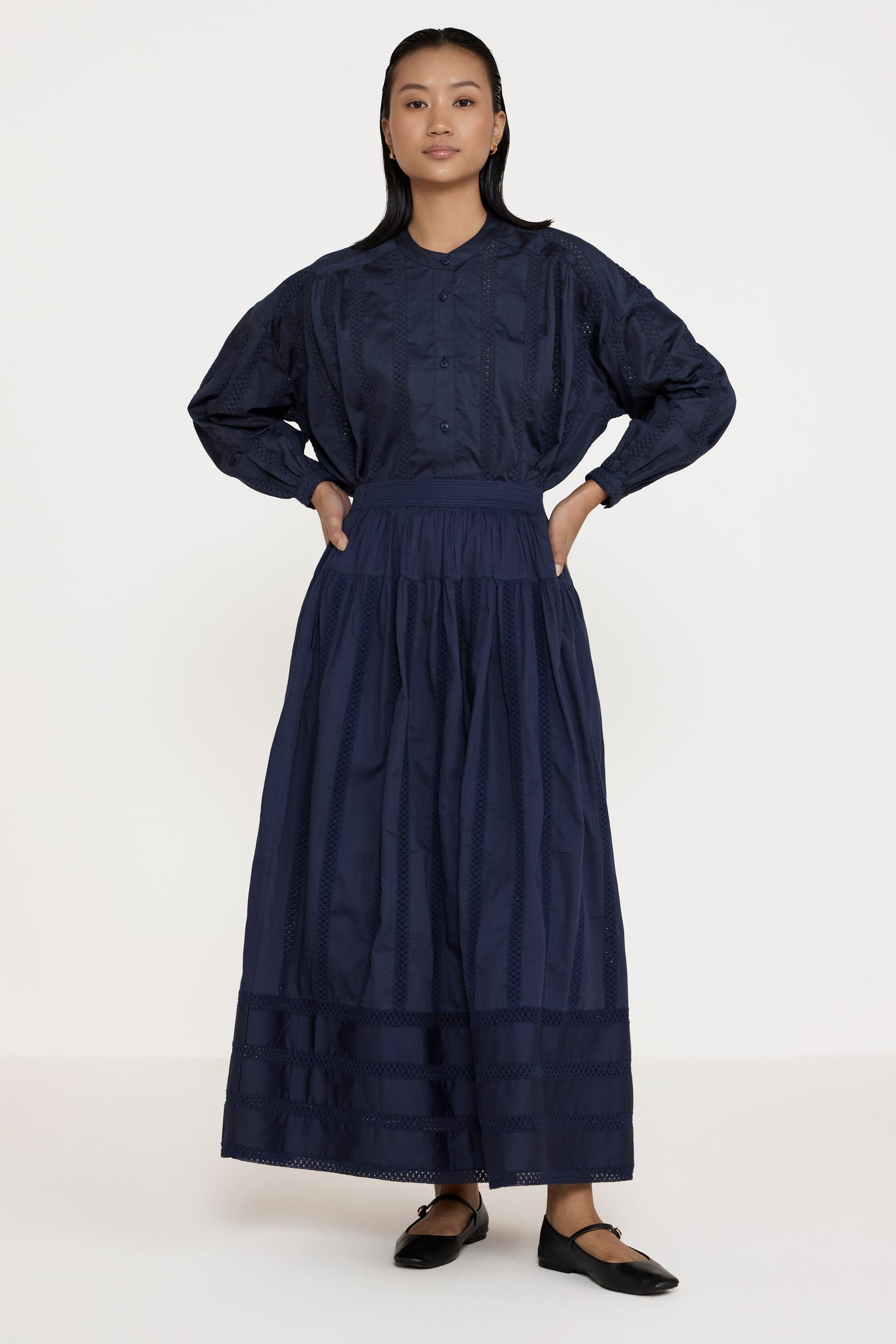 Relaxed Skirt - Navy Lace