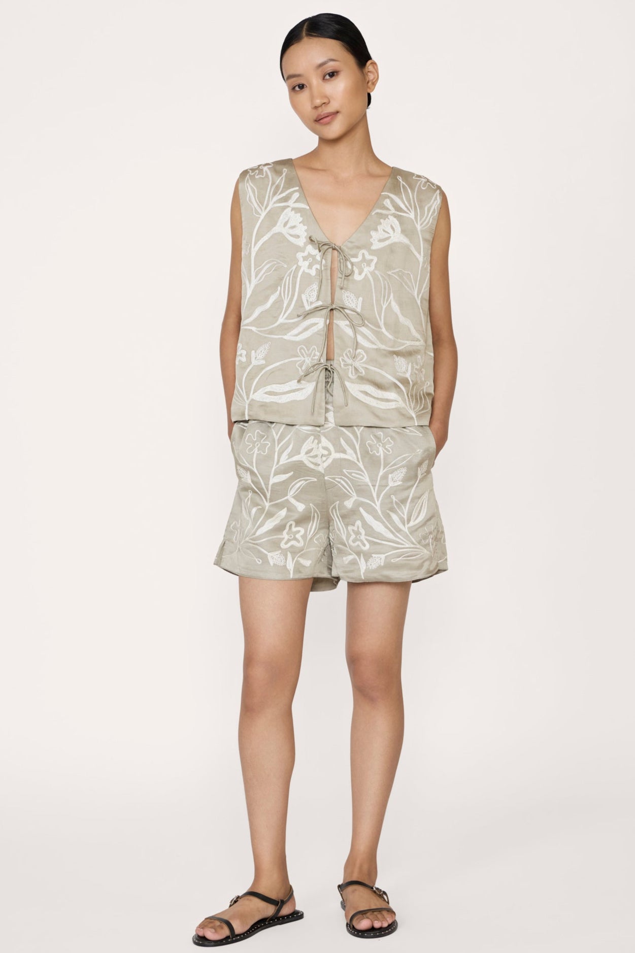 Embroidered Short - Sample – LAUDE the Label